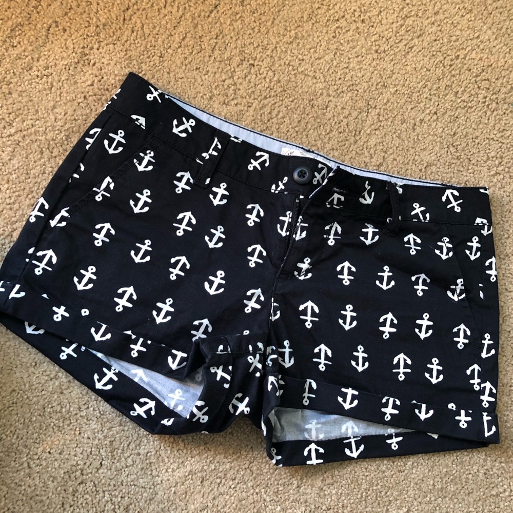 Anchor shorts